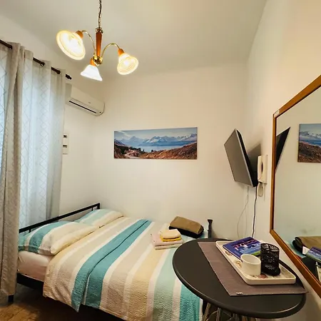 Agatha Apartment